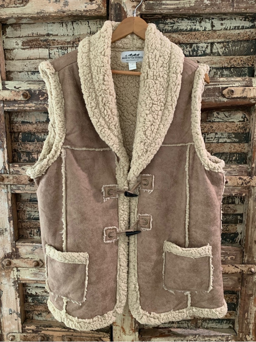 Back in the Saddle Faux Sherpa Trim Western Toggle Vest in Taupe, 90’s VTG, 1X
